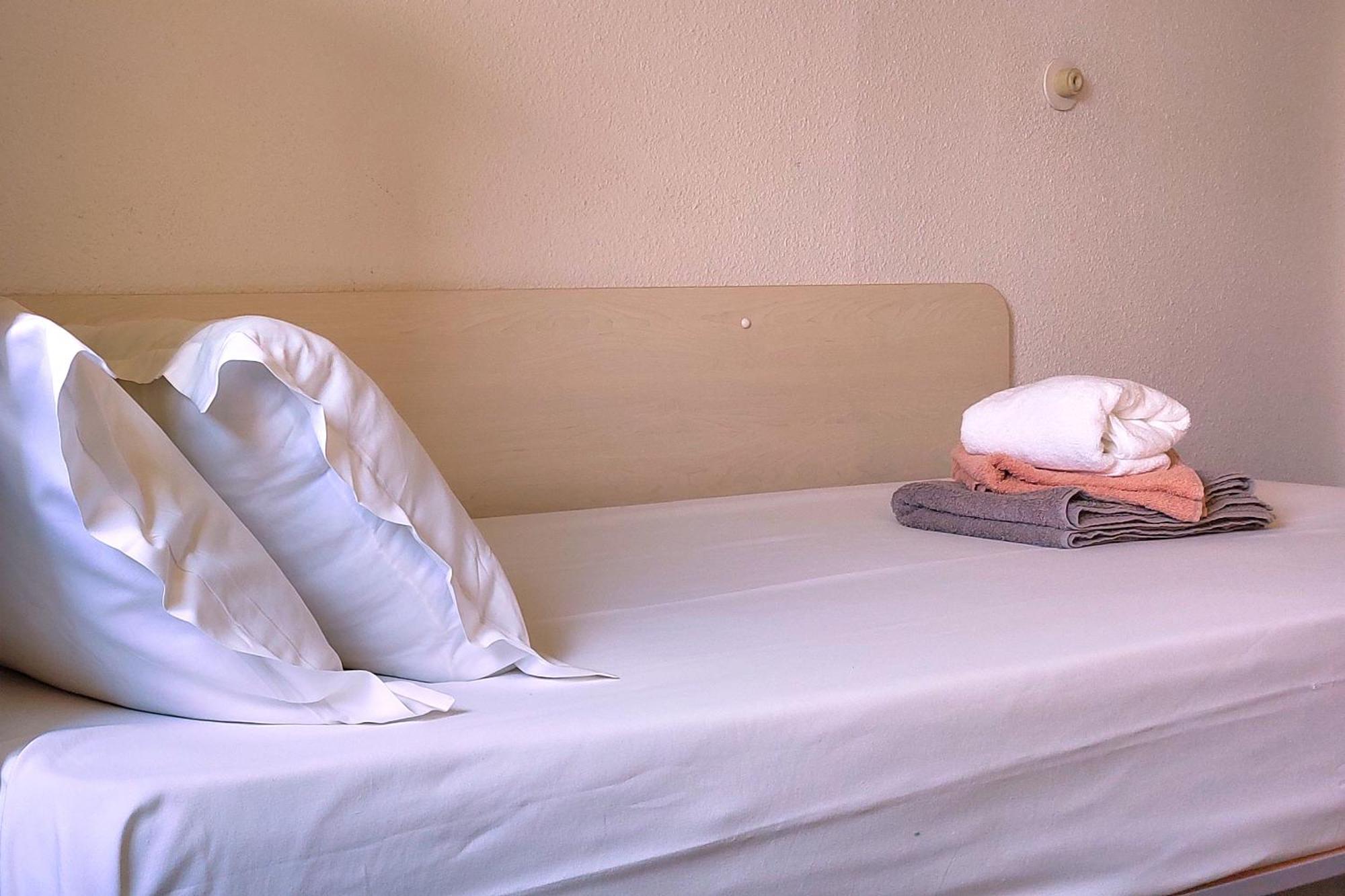 Hotel La Voile Bleue La Richardais الغرفة الصورة
